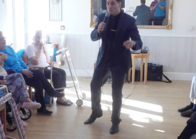 Michael Bublé tribute act sings for Woodstock residents