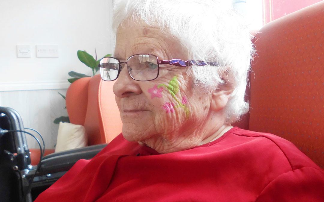 Face paint fun at Woodstock Residential Care Home