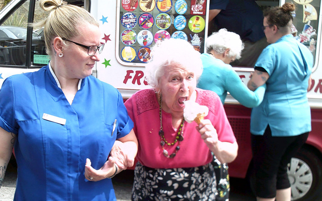 Edith’s ice cream wish comes true at Woodstock Residential Care Home