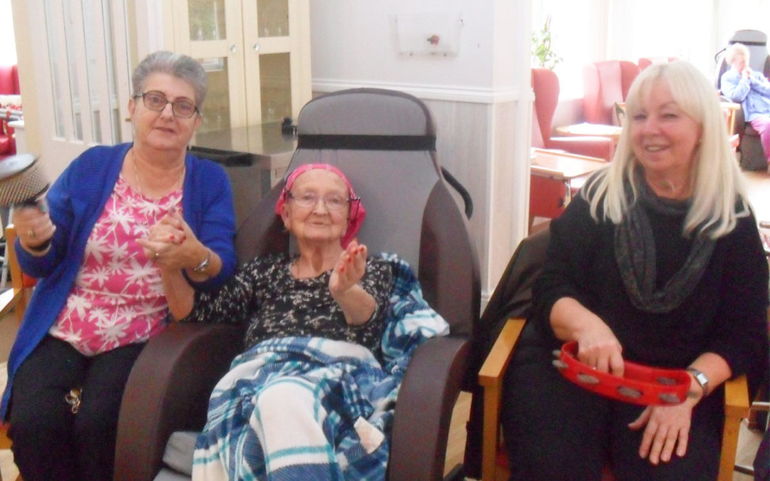 Singer Isobel performs at Woodstock Residential Care Home