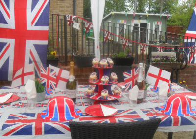 VE Day garden party at Woodstock Residential Care Home 3