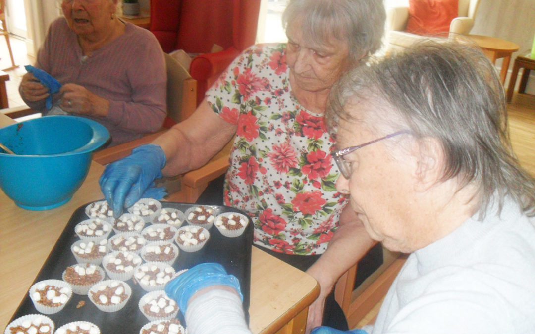 Woodstock Residential Care Home residents make cakes for World Chocolate Day