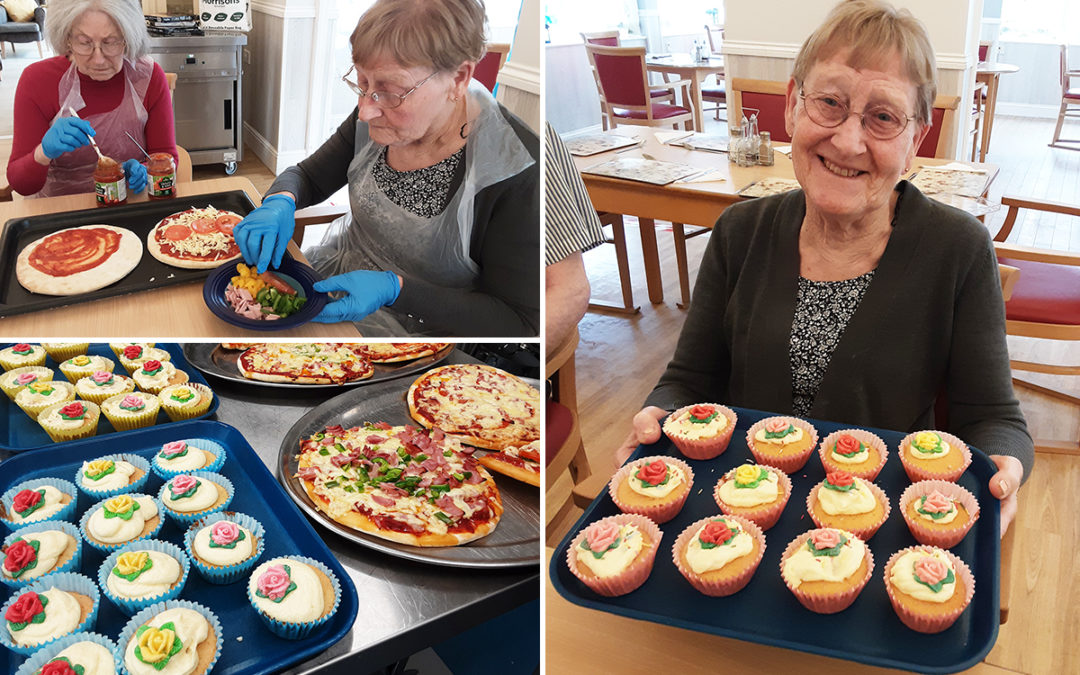 Brilliant bakes at Woodstock Residential Care Home for Alzheimers Society