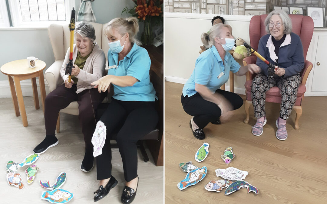 Fun fishing games and golf at Woodstock Residential Care Home
