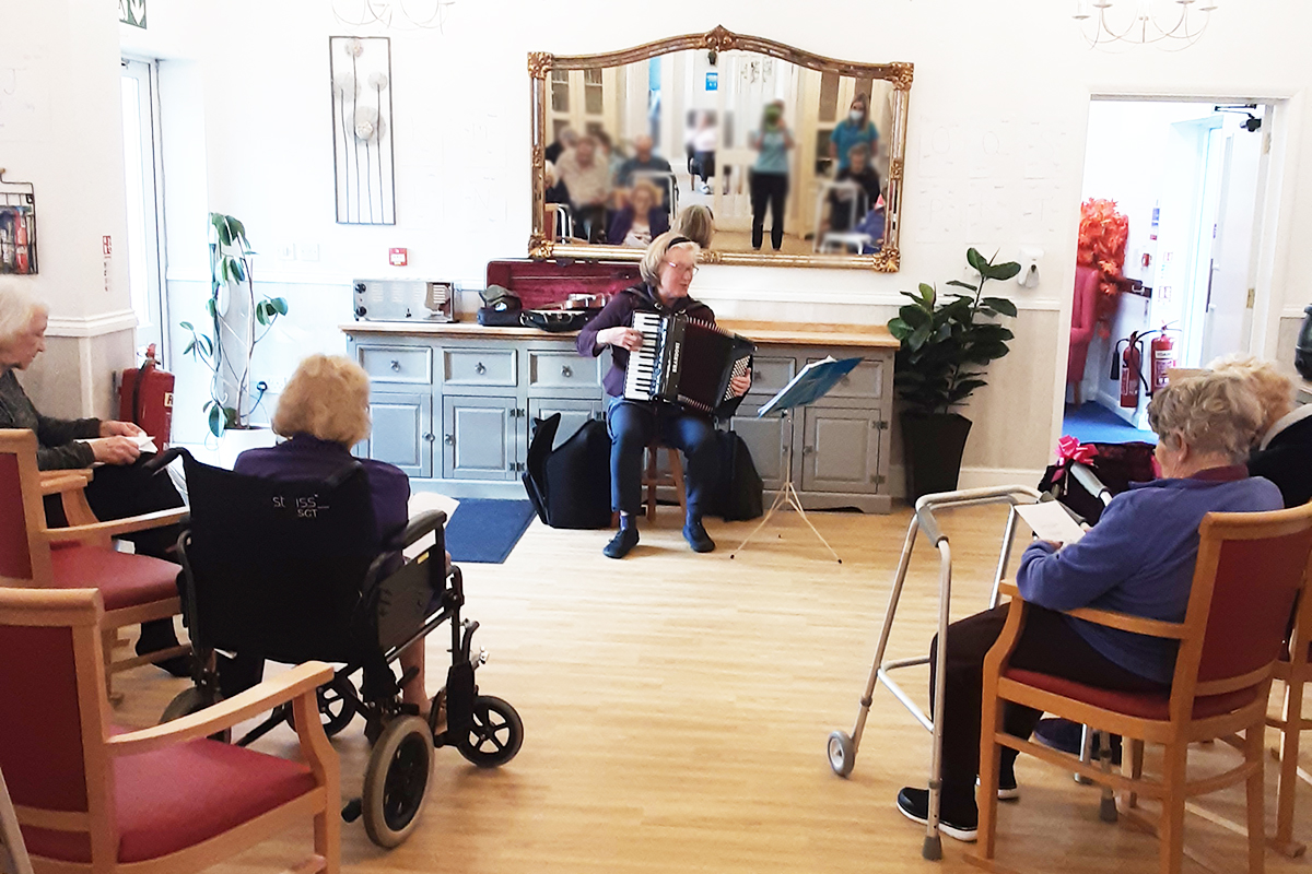 Singalong with Christine at Woodstock Residential Care Home