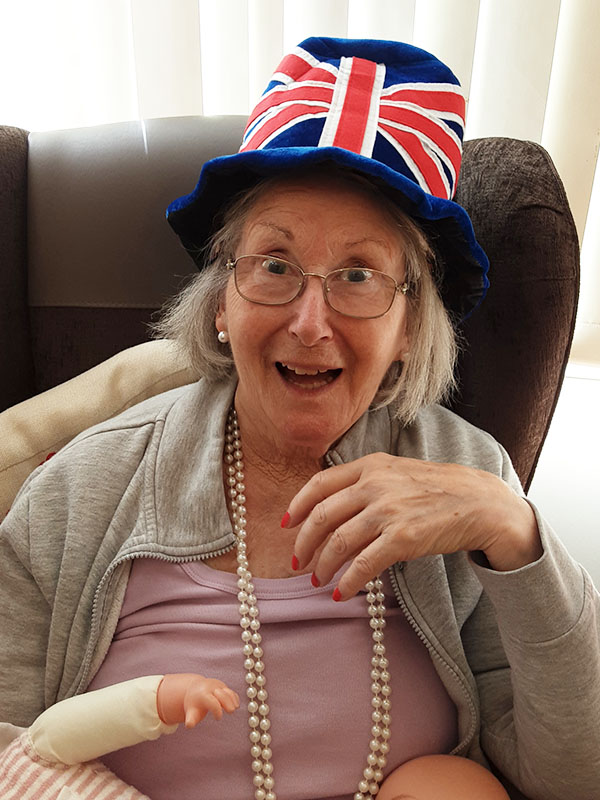 Cheering the Lionesses at Woodstock Residential Care Home