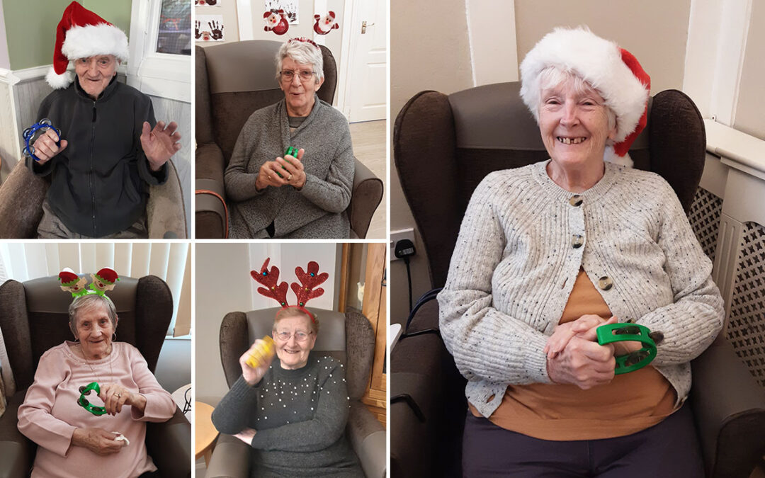 Tinsel Toes workout at Woodstock Residential Care Home